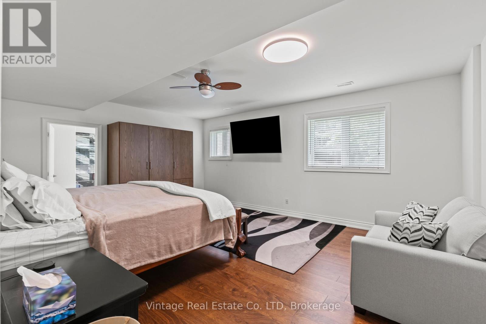 3689 Cardinal Drive, Niagara Falls, Ontario  L2H 2Y1 - Photo 32 - X12873306