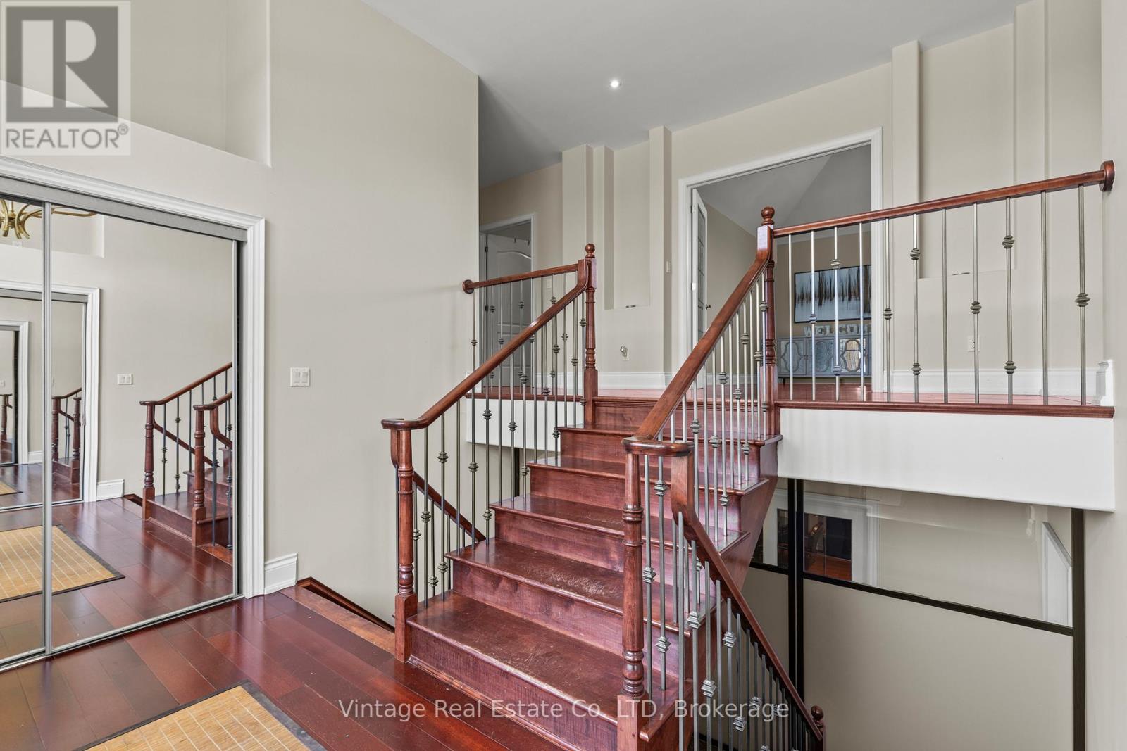 3689 Cardinal Drive, Niagara Falls, Ontario  L2H 2Y1 - Photo 5 - X12873306