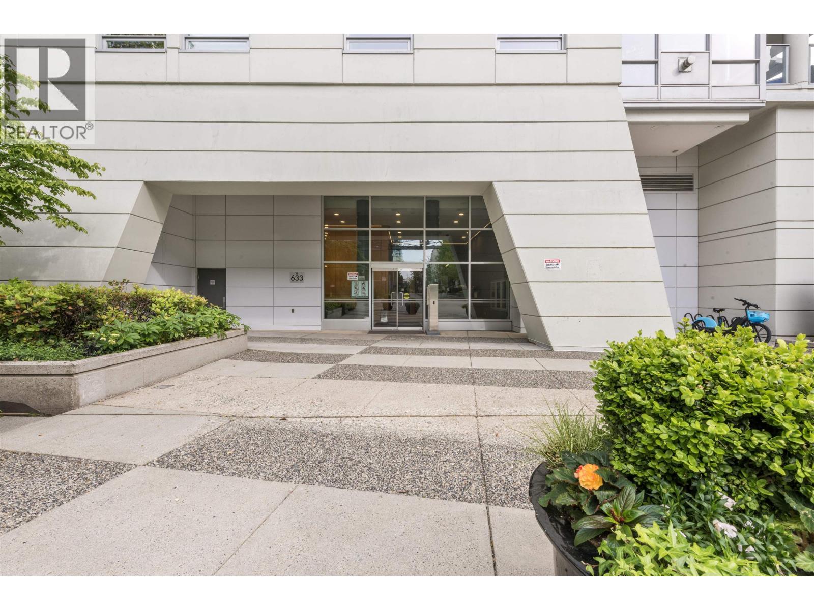 605 633 Kinghorne Mews, Vancouver, British Columbia  V6Z 3H3 - Photo 27 - R3098896