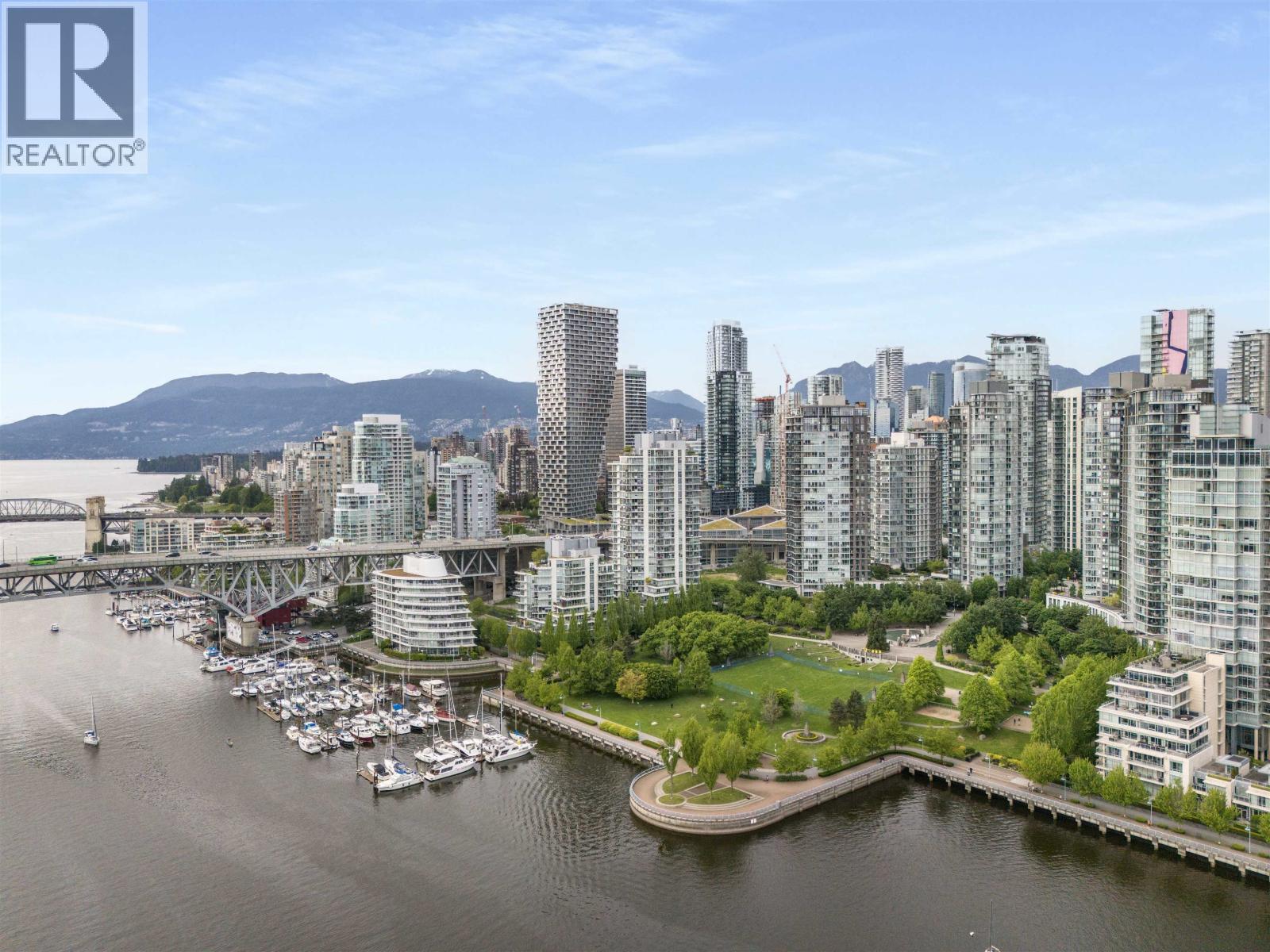 605 633 Kinghorne Mews, Vancouver, British Columbia  V6Z 3H3 - Photo 34 - R3098896