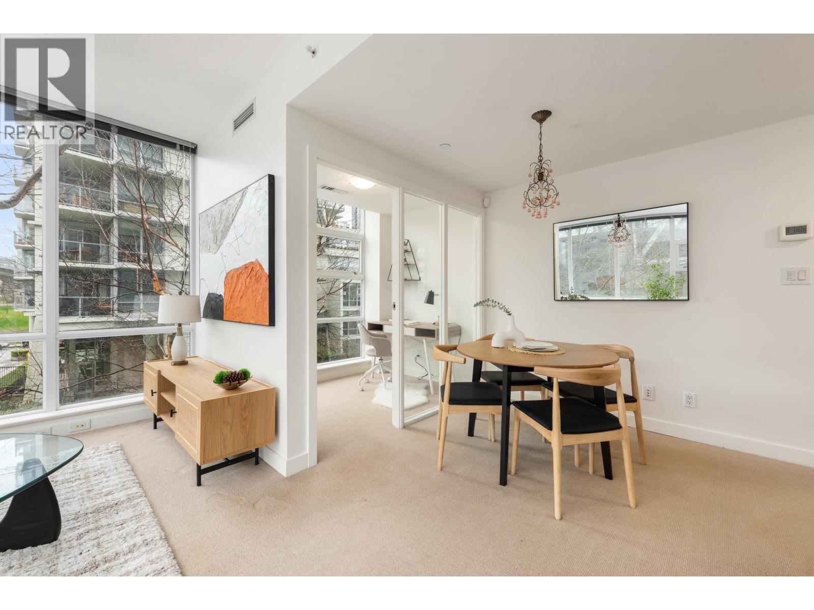 605 633 Kinghorne Mews, Vancouver, British Columbia  V6Z 3H3 - Photo 5 - R3098896