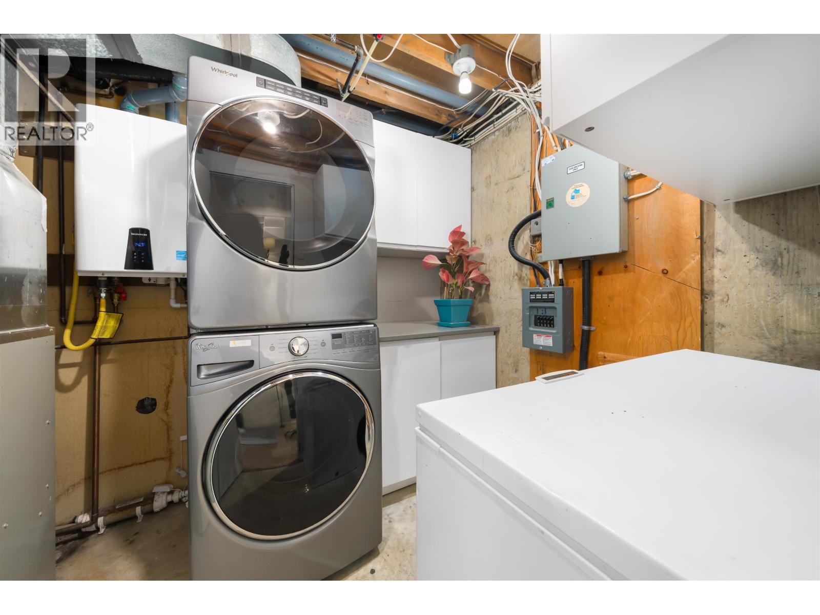 407 Cambridge Way, Port Moody, British Columbia  V3H 3V1 - Photo 23 - R3098902