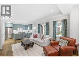 3176 BURRARD STREET, Vancouver, British Columbia