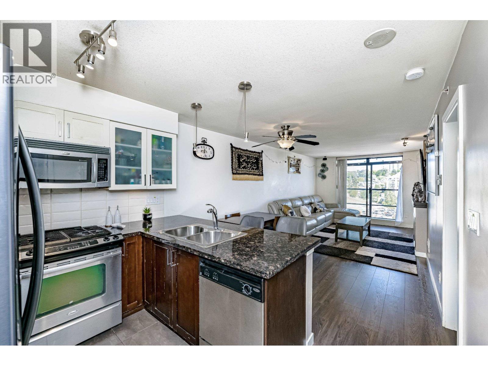 1508 1 Renaissance Square, New Westminster, British Columbia  V3M 0B6 - Photo 16 - R3098926