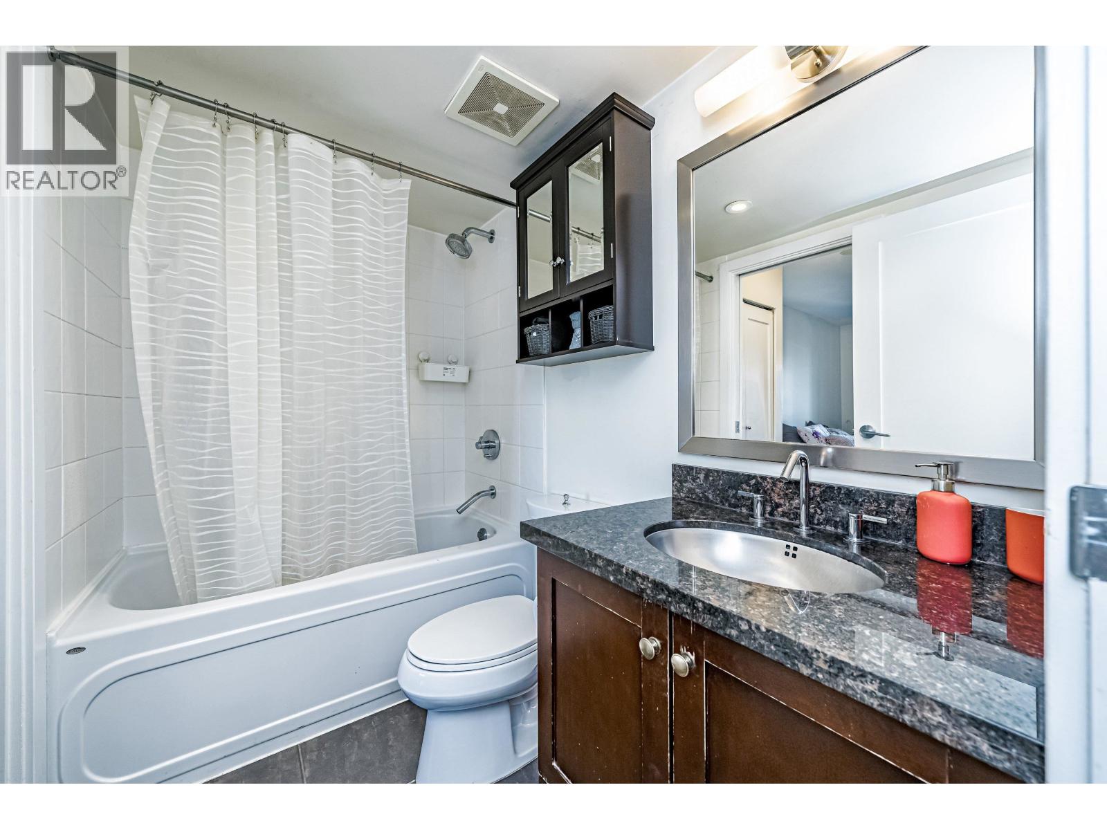 1508 1 Renaissance Square, New Westminster, British Columbia  V3M 0B6 - Photo 19 - R3098926