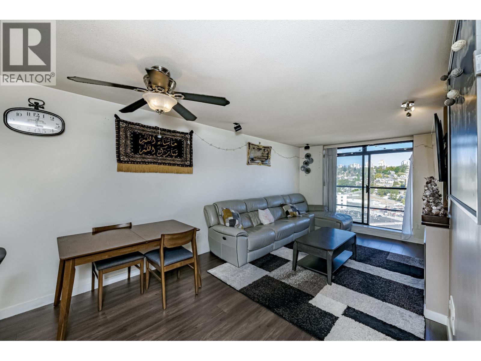 1508 1 Renaissance Square, New Westminster, British Columbia  V3M 0B6 - Photo 6 - R3098926