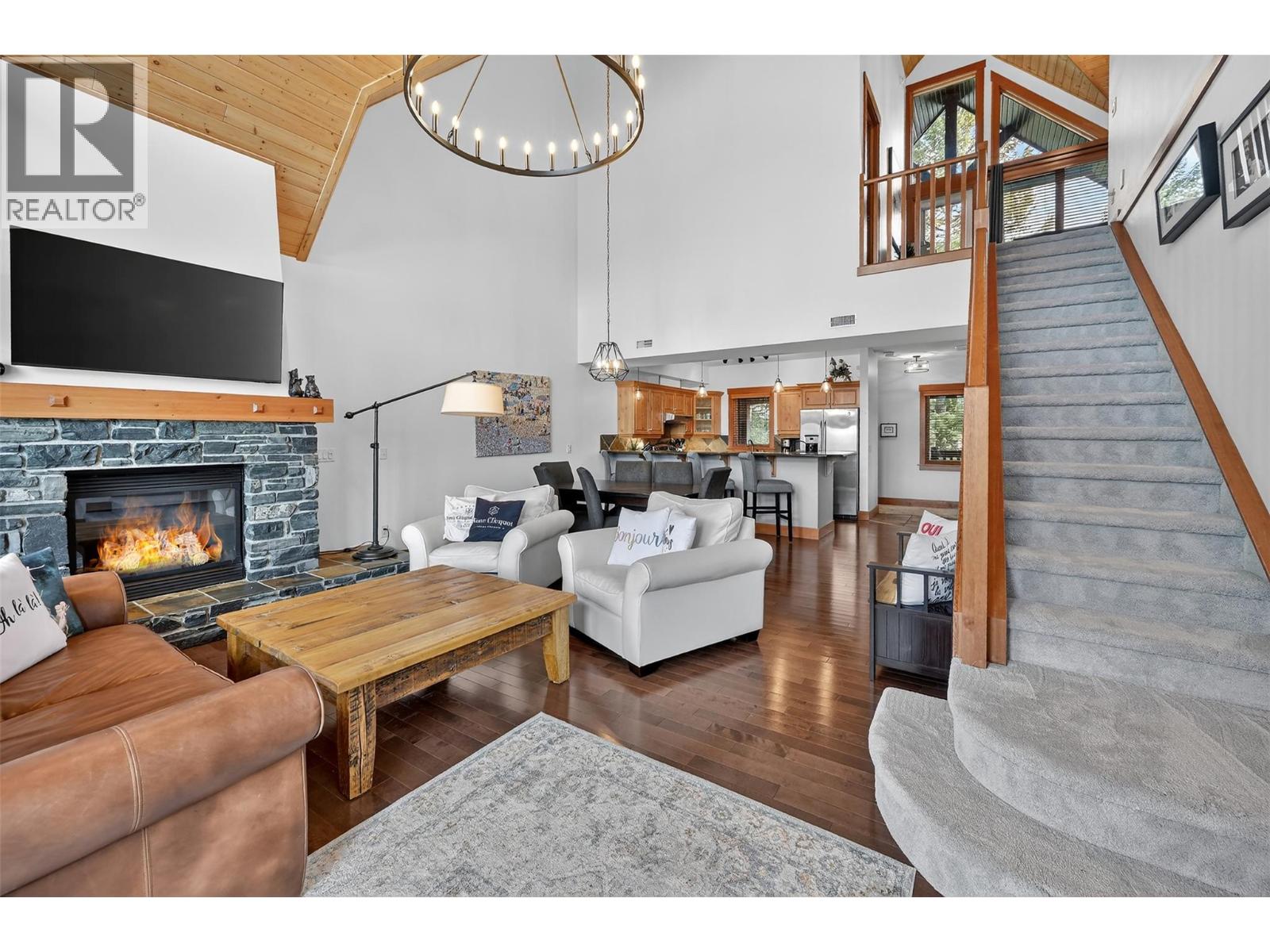 880 Lakeview Drive Unit# 211, Invermere, British Columbia  V0A 1K3 - Photo 14 - 10379008