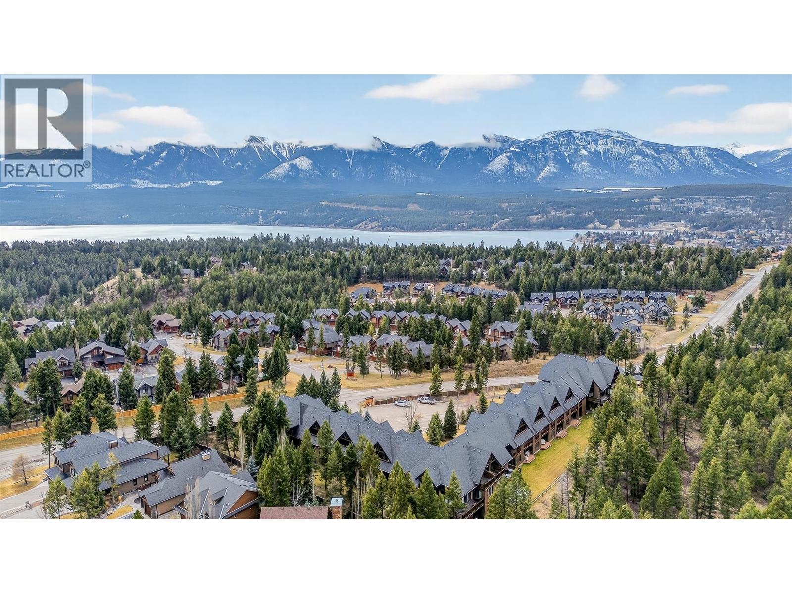 880 Lakeview Drive Unit# 211, Invermere, British Columbia  V0A 1K3 - Photo 2 - 10379008