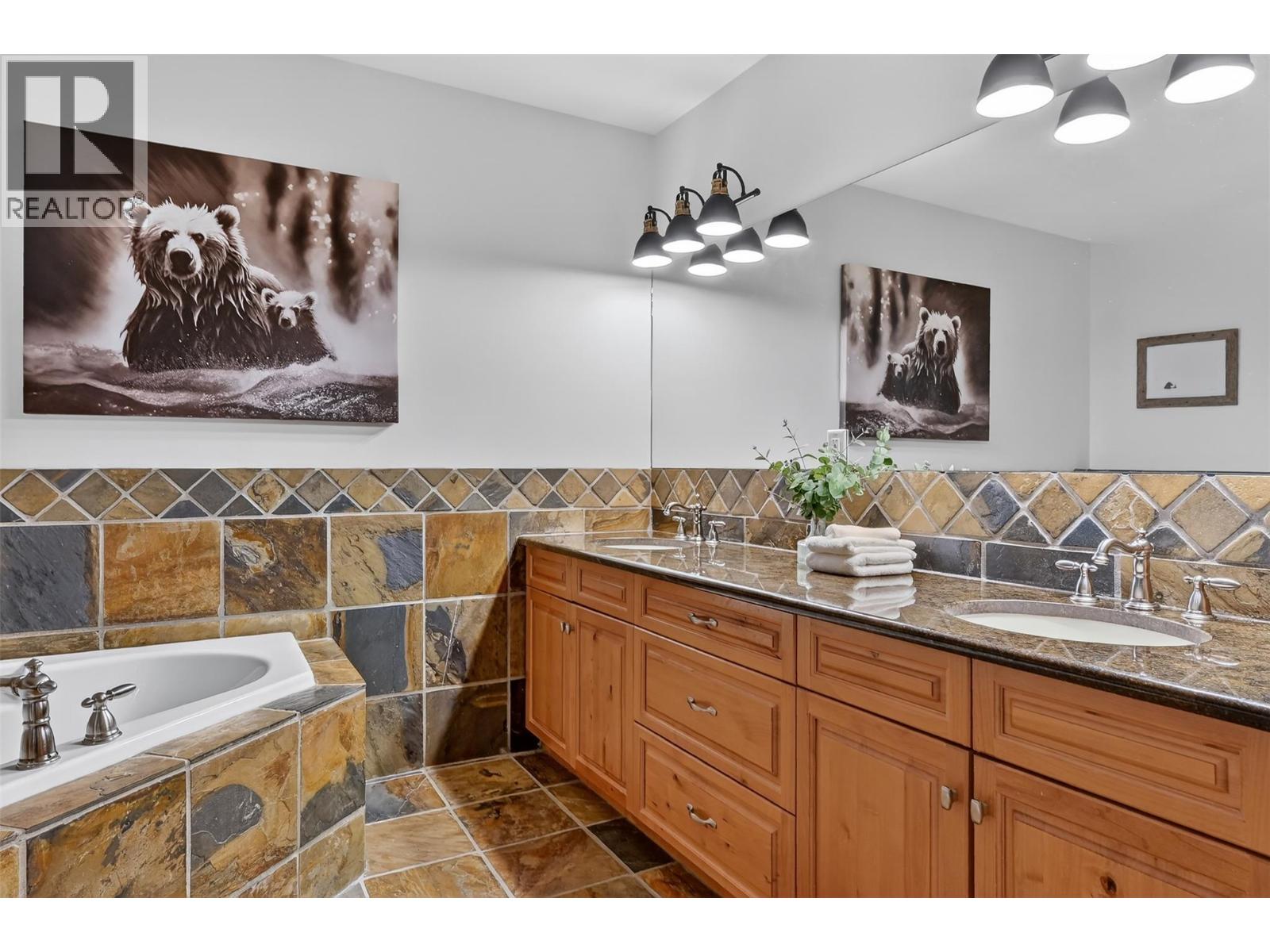 880 Lakeview Drive Unit# 211, Invermere, British Columbia  V0A 1K3 - Photo 25 - 10379008