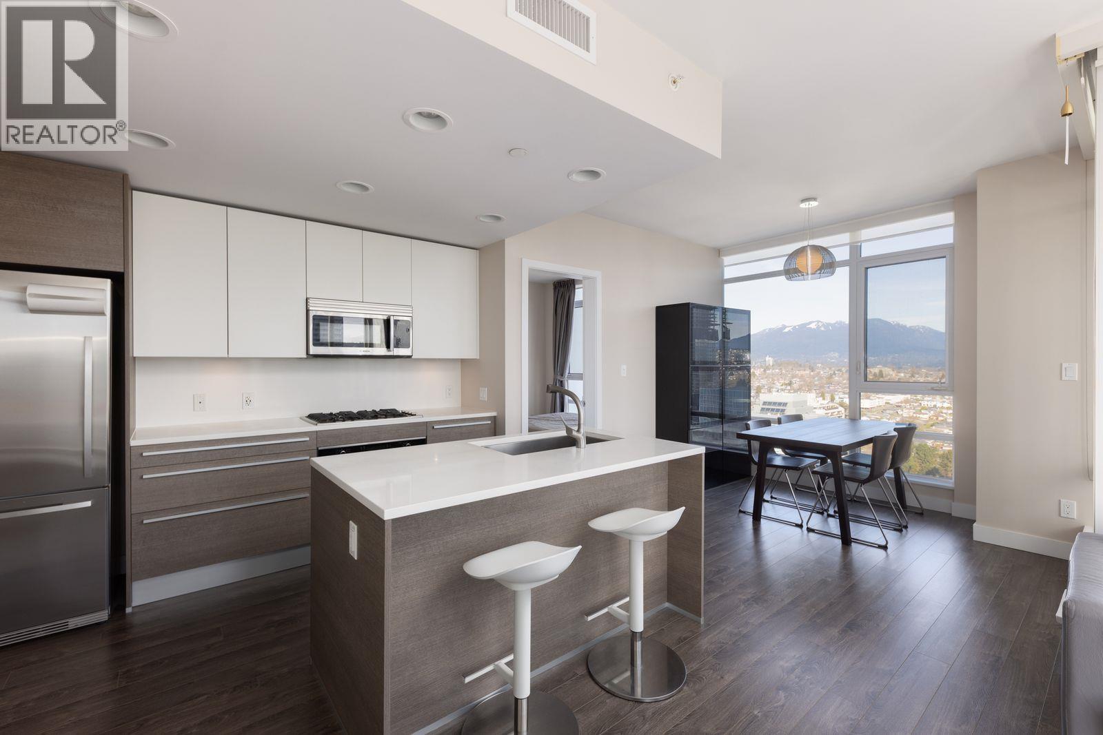 3204 2008 Rosser Avenue, Burnaby, British Columbia  V5C 0H8 - Photo 2 - R3098662