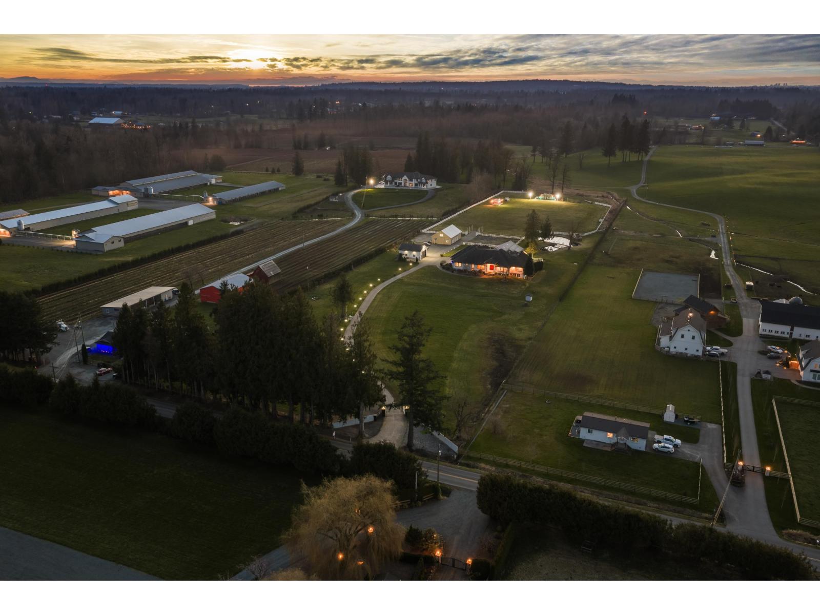 667 248 Street, Langley, British Columbia  V4W 2C2 - Photo 9 - R3098299