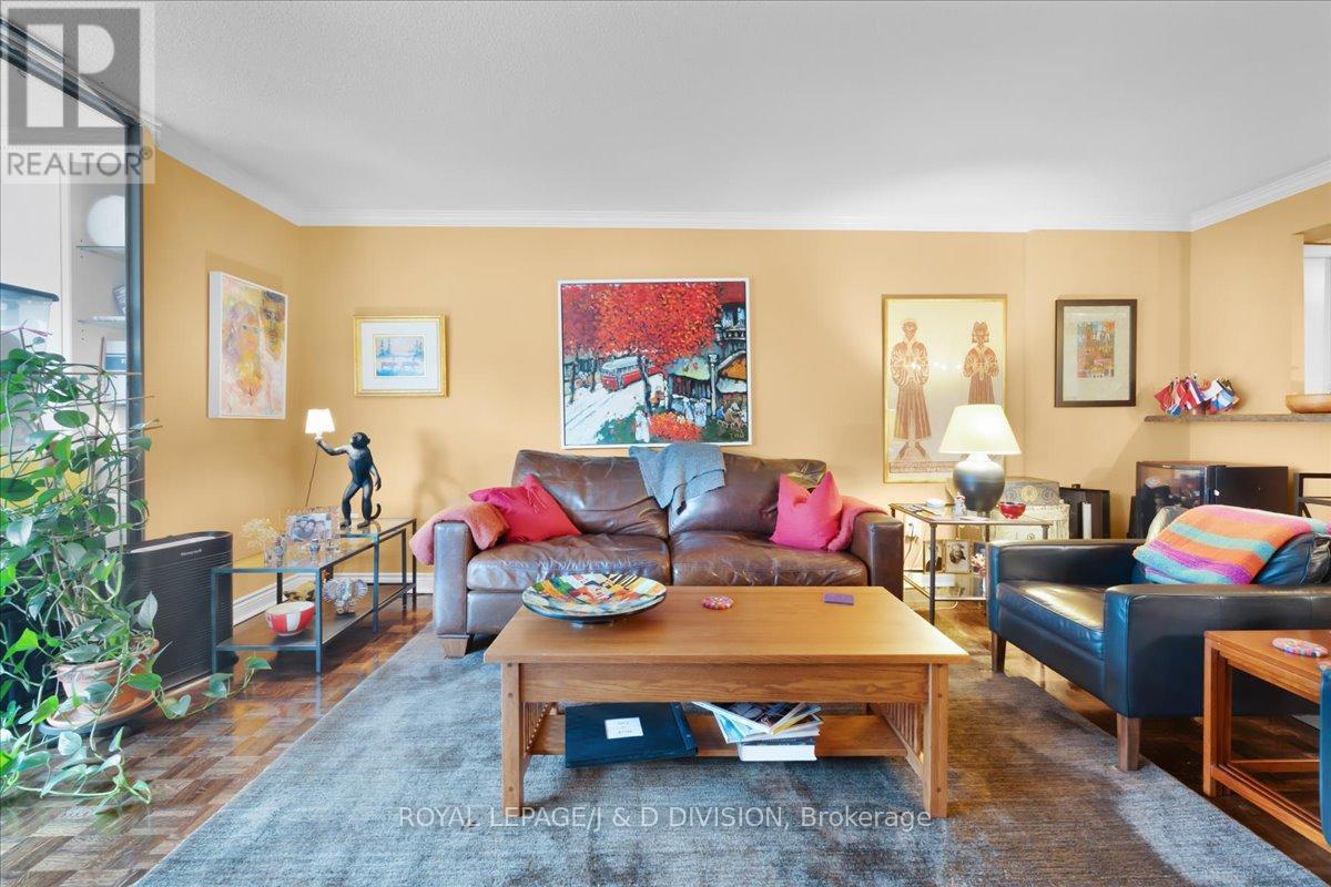 302 - 35 Church Street, Toronto, Ontario  M5E 1T3 - Photo 10 - C12873254