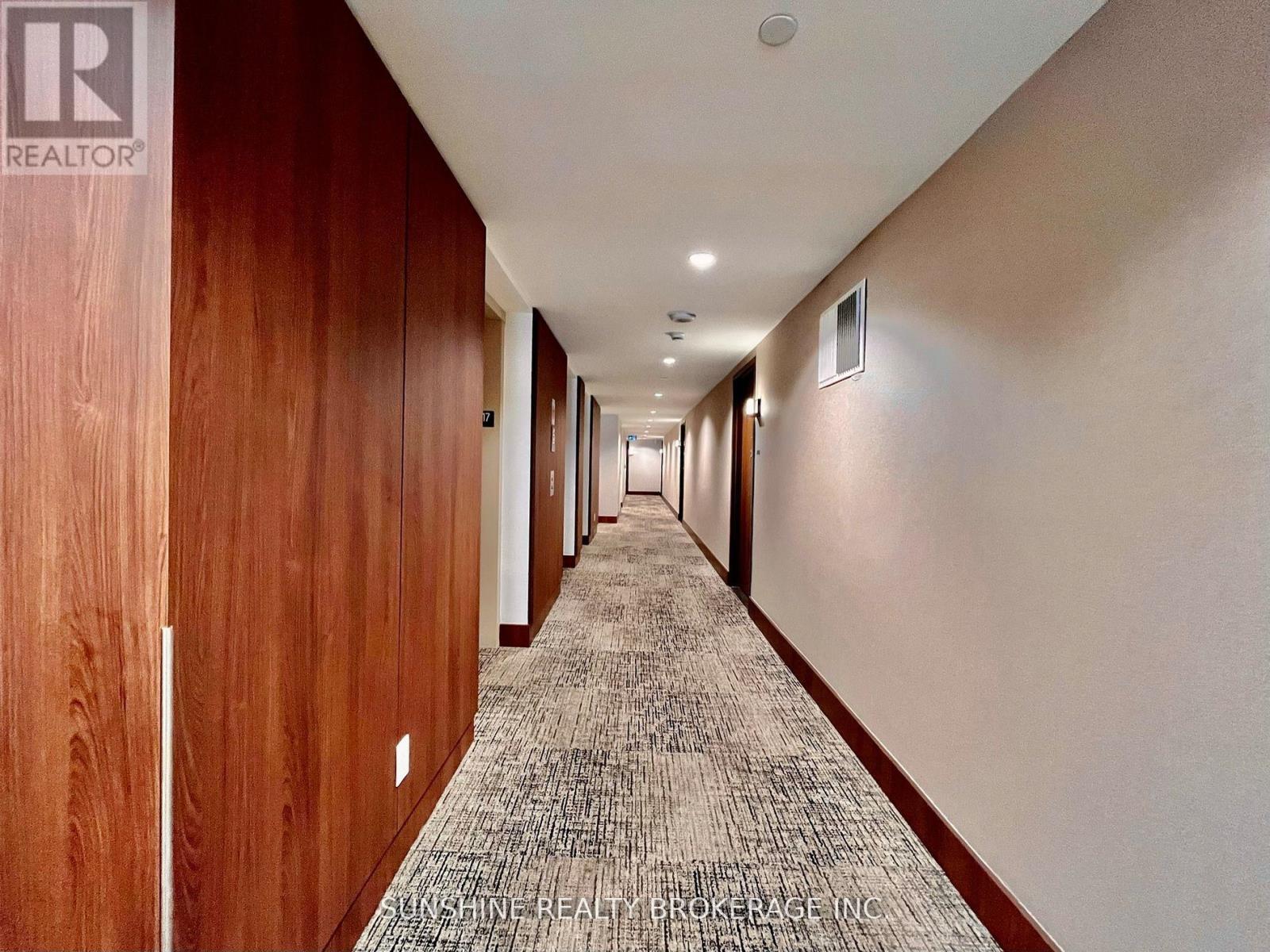 1715 - 80 Queens Wharf Road, Toronto (Waterfront Communities), Ontario  M5V 0J3 - Photo 7 - C12873256