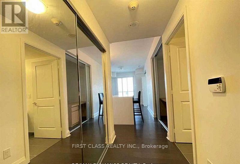 1080 Bay Street, Toronto (Bay Street Corridor), Ontario  M5S 0A6 - Photo 10 - C12873260