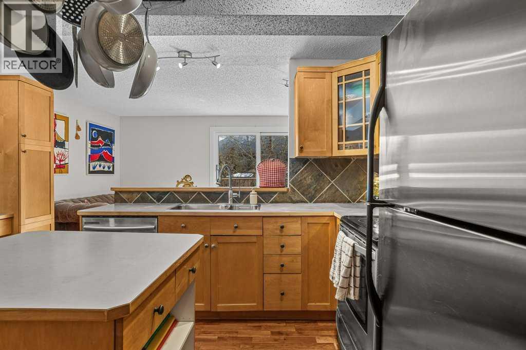 206, 200 Three Sisters Drive, Canmore, Alberta  T1W 2M1 - Photo 5 - A2292073