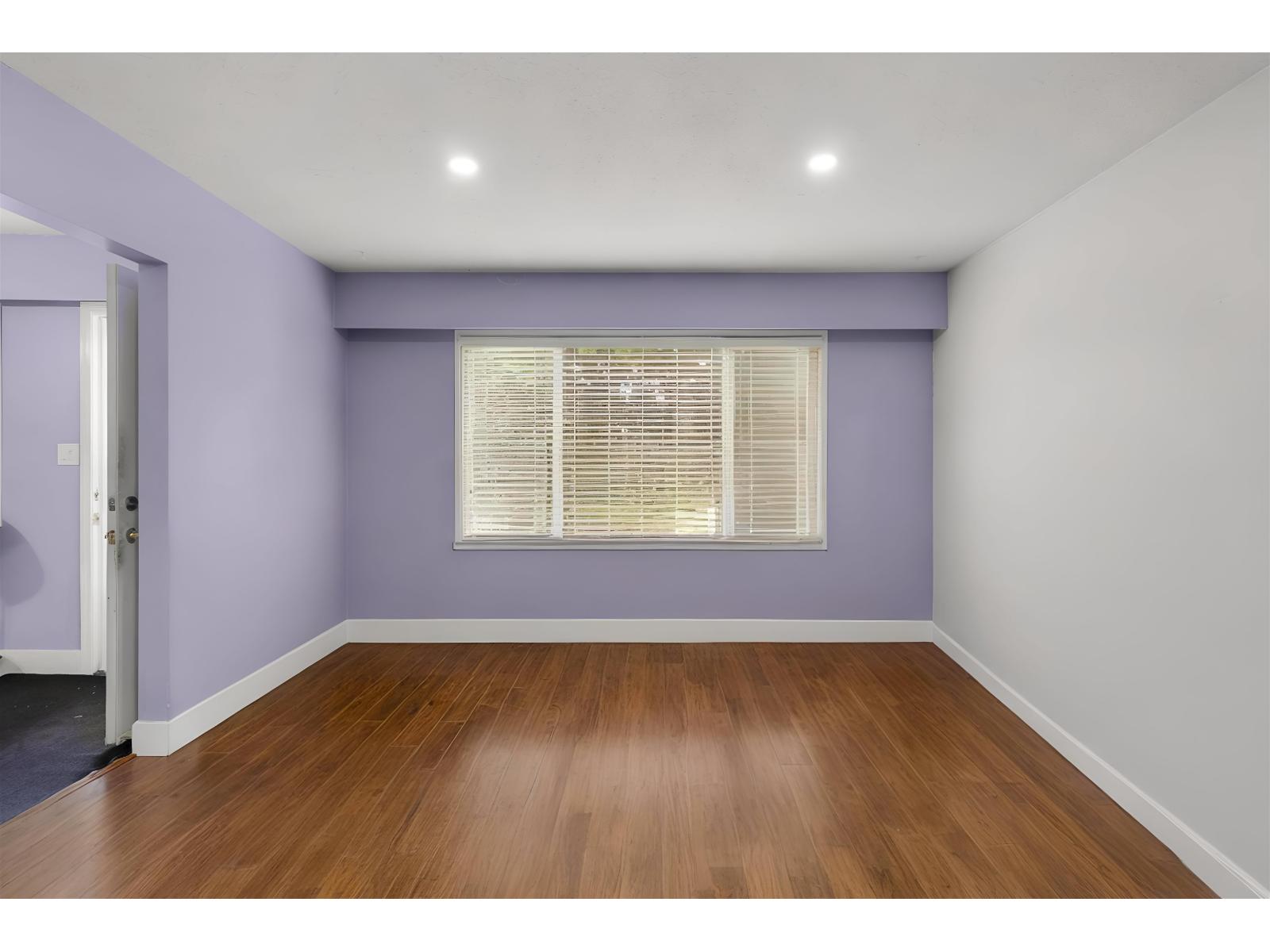 33405 George Ferguson Way, Abbotsford, British Columbia  V2S 2L9 - Photo 11 - R3098381