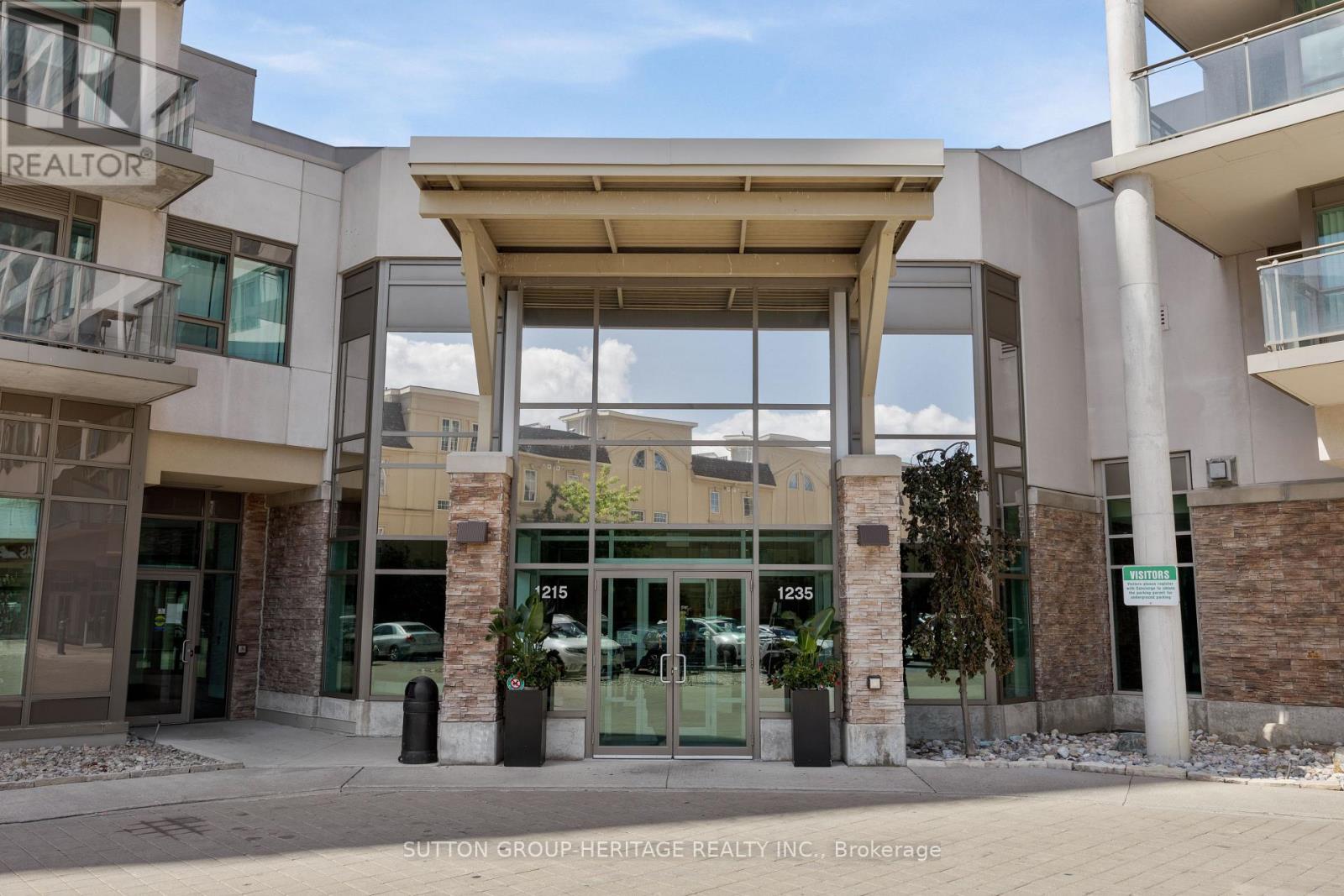 1415 - 1235 BAYLY STREET, Pickering, Ontario