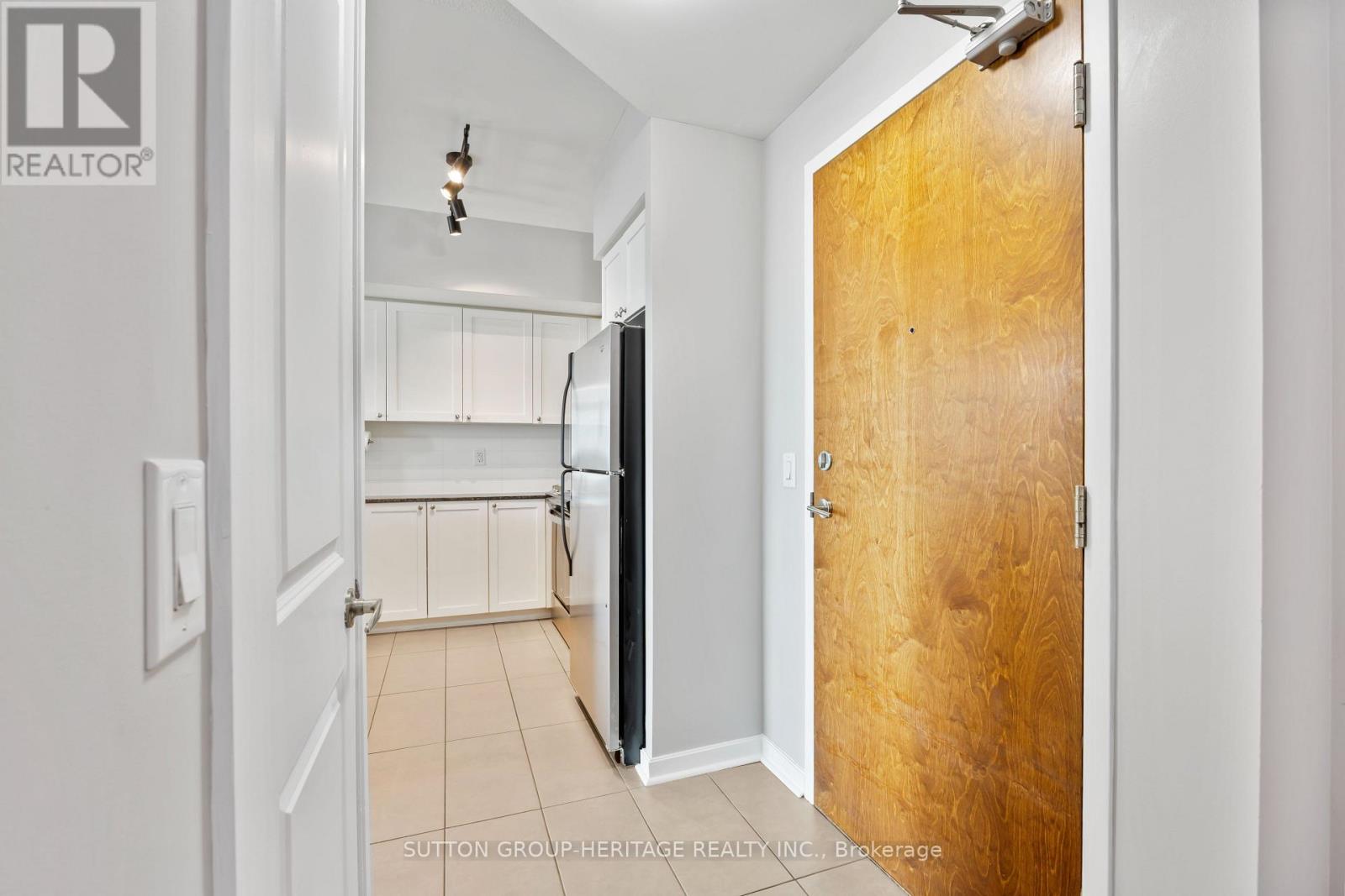 1415 - 1235 Bayly Street, Pickering, Ontario  L1W 1L7 - Photo 5 - E12873276