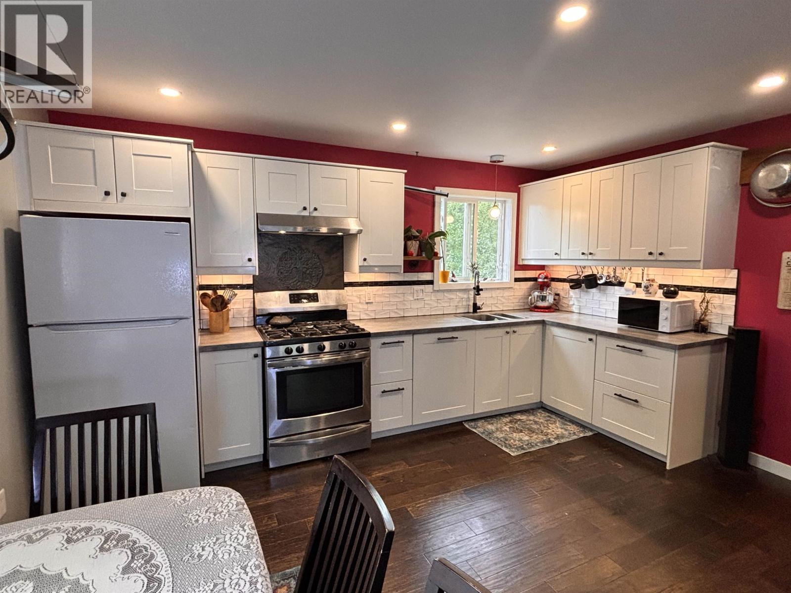 6201 Finn Road, 100 Mile House, British Columbia  V0K 2E3 - Photo 3 - R3098950