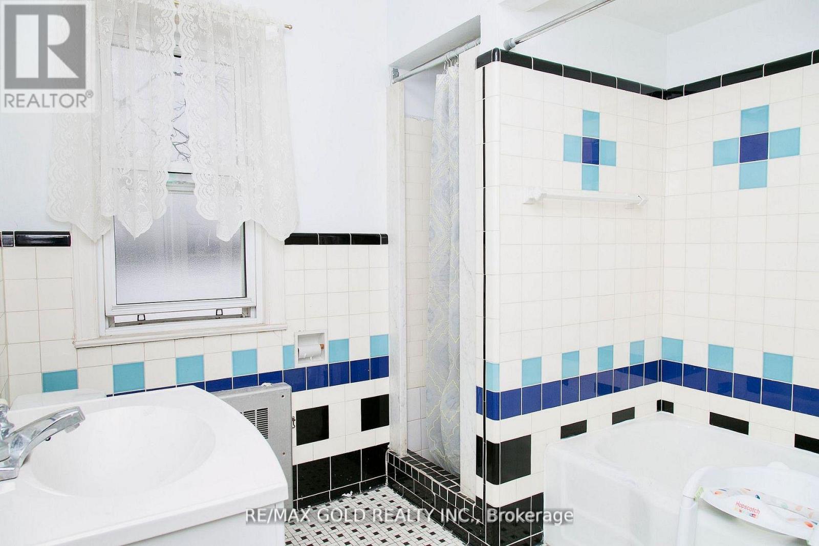 1236 Hickory Road, Windsor, Ontario  N8Y 3S6 - Photo 15 - X12858962