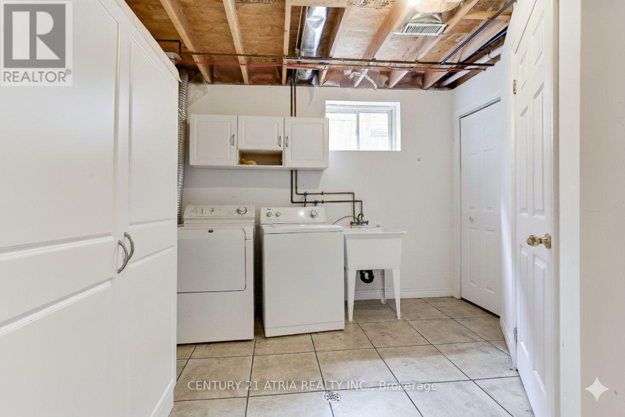 Upper - 194 Livingstone Street E, Barrie (Little Lake), Ontario  L4M 6M4 - Photo 15 - S12873318