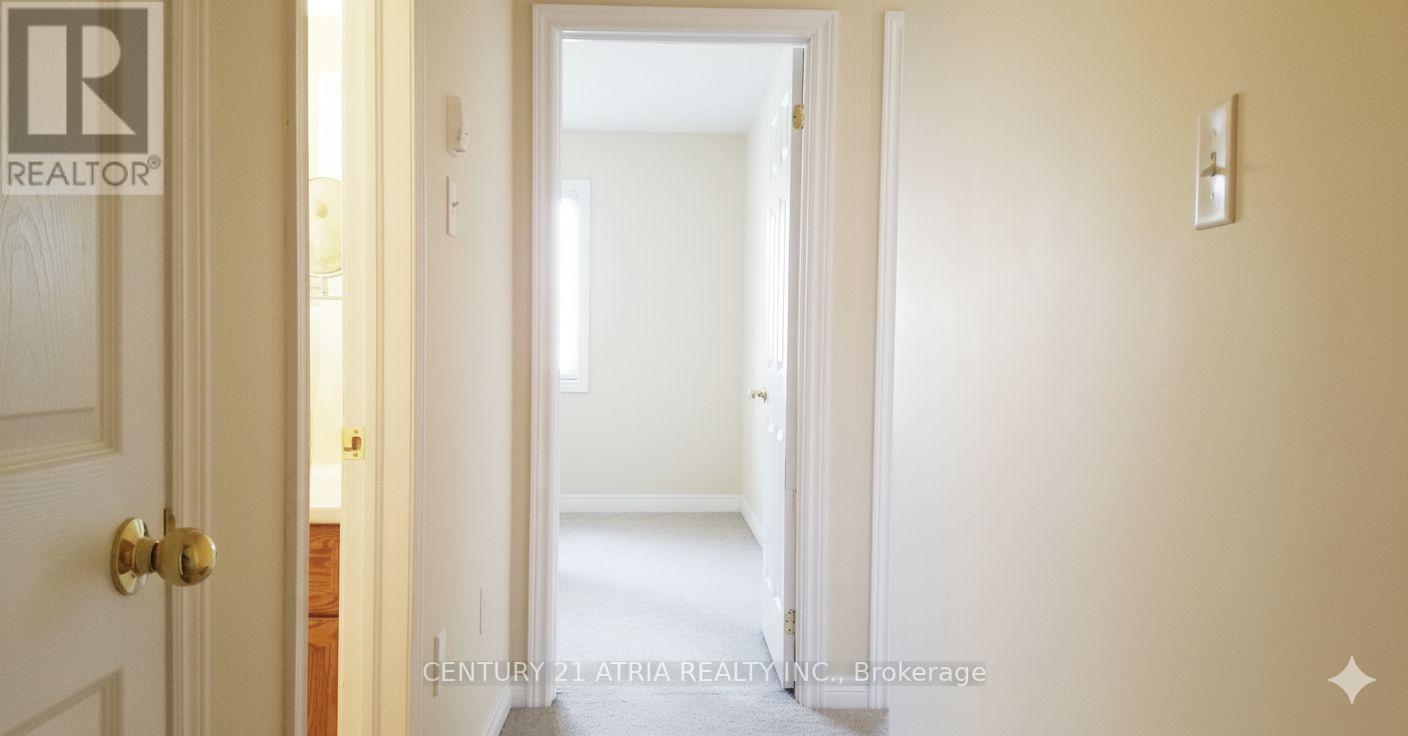 Upper - 194 Livingstone Street E, Barrie (Little Lake), Ontario  L4M 6M4 - Photo 8 - S12873318