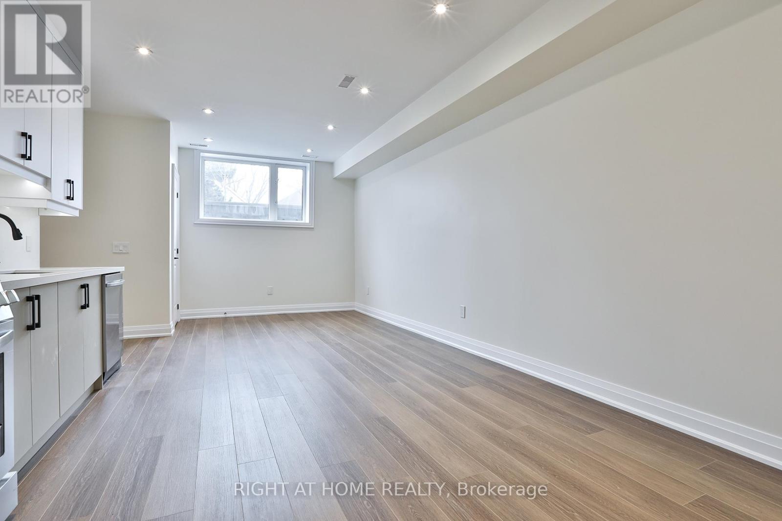 2 - 39 Fifteenth Street, Toronto, Ontario  M8V 3J3 - Photo 10 - W12873270