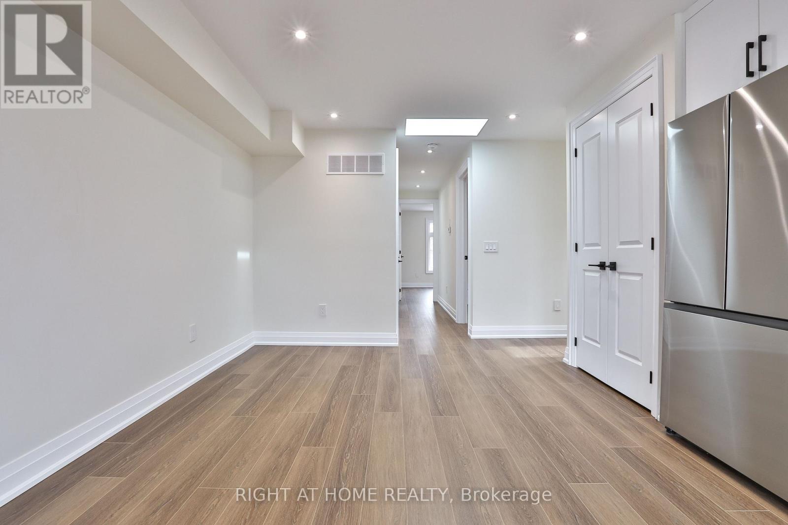 3 - 39 Fifteenth Street, Toronto, Ontario  M8V 3J3 - Photo 9 - W12873272