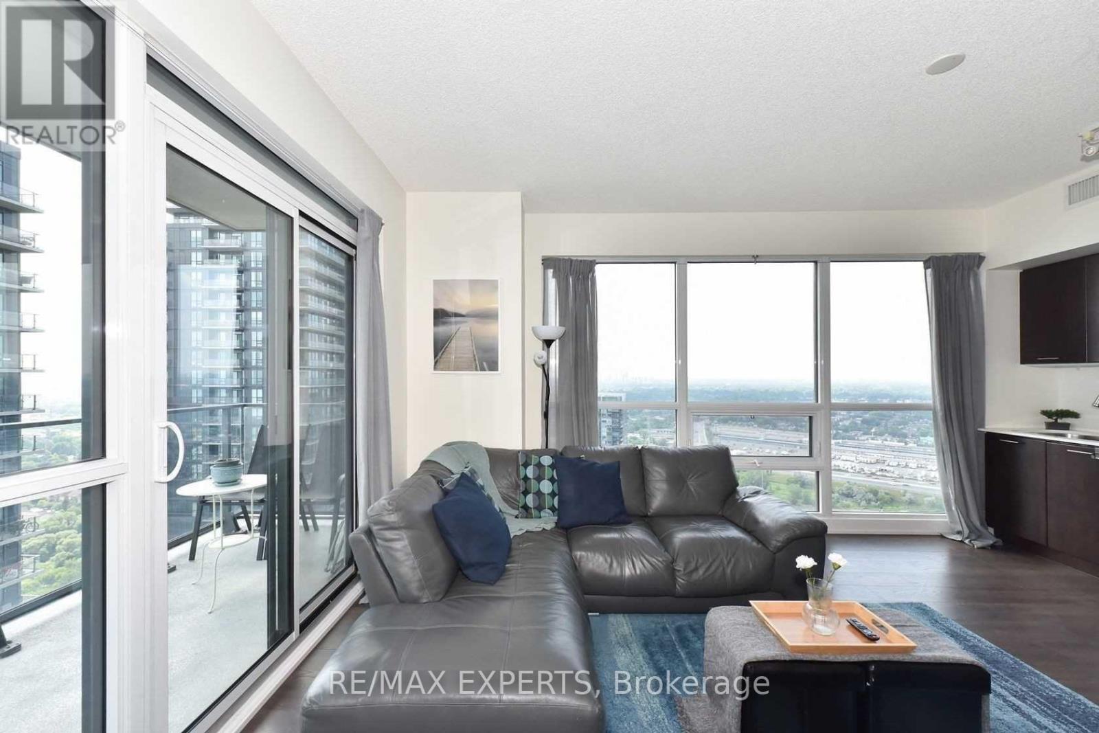 2504 - 2200 Lake Shore Lake Shore Boulevard W, Toronto, Ontario  M8V 1A4 - Photo 11 - W12873292