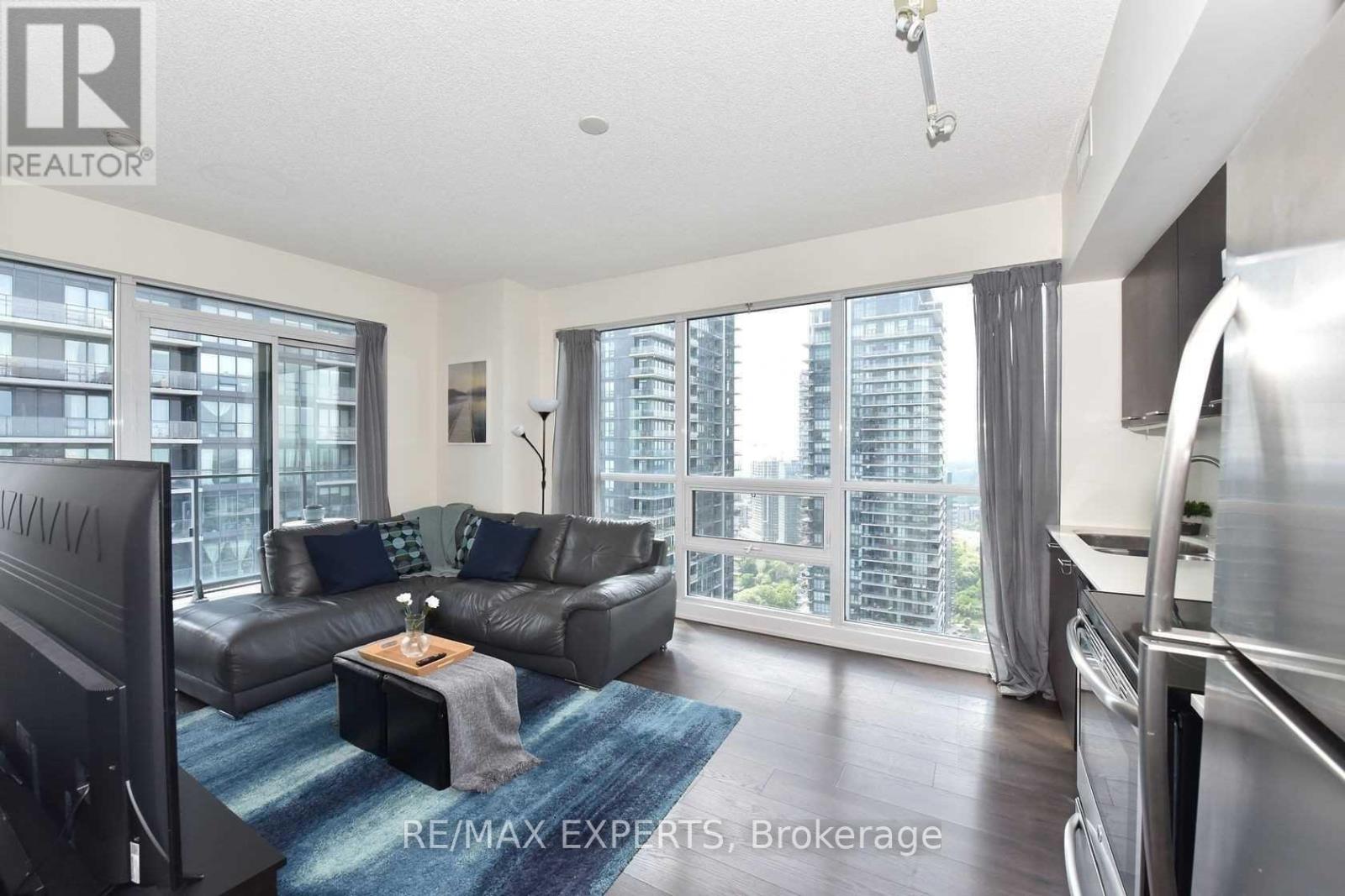 2504 - 2200 Lake Shore Lake Shore Boulevard W, Toronto, Ontario  M8V 1A4 - Photo 12 - W12873292
