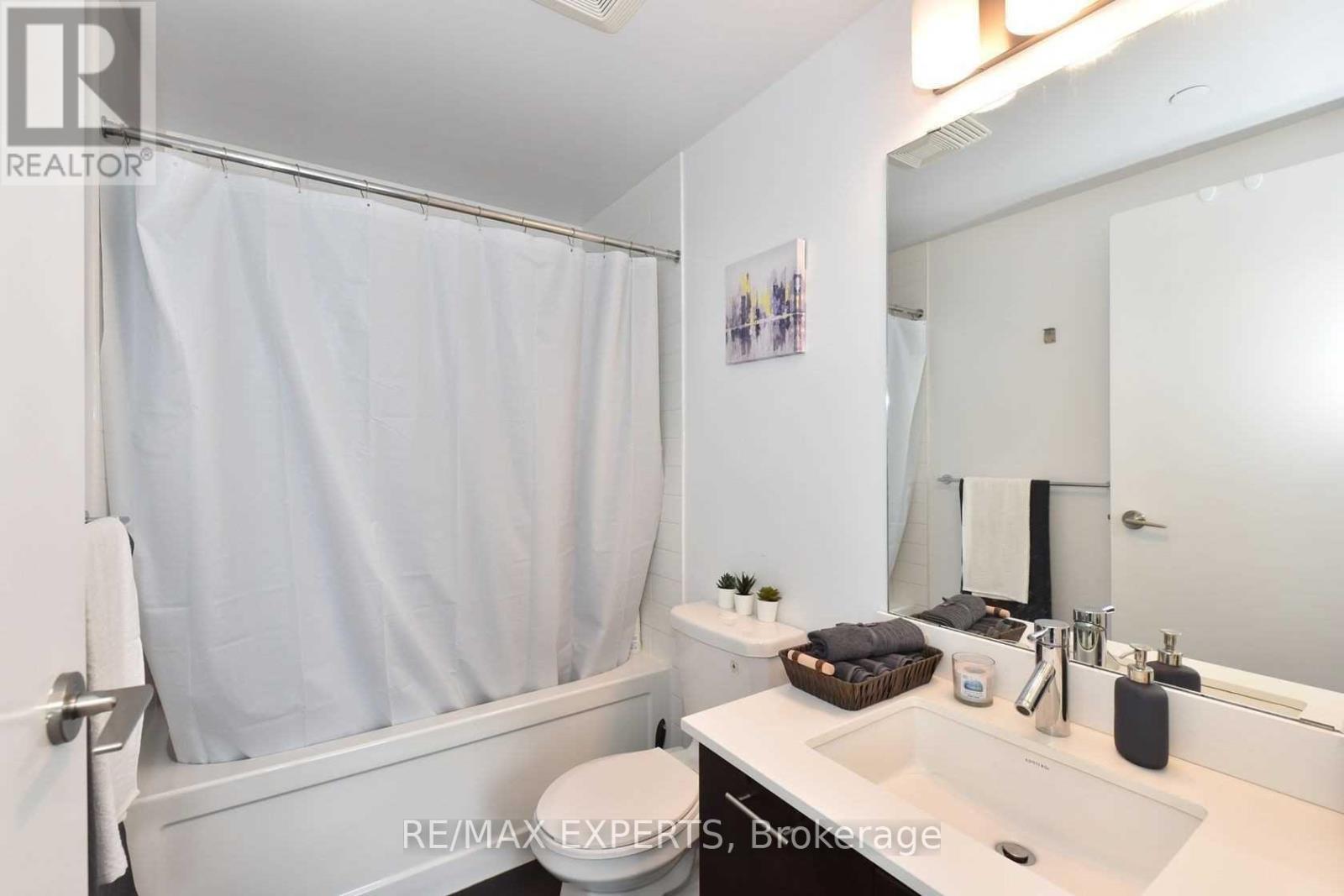 2504 - 2200 Lake Shore Lake Shore Boulevard W, Toronto, Ontario  M8V 1A4 - Photo 17 - W12873292