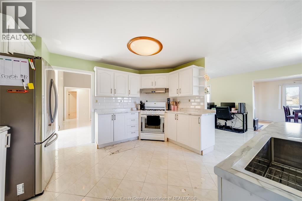 145 Ellison Street, Leamington, Ontario  N8H 5H9 - Photo 16 - 26005020