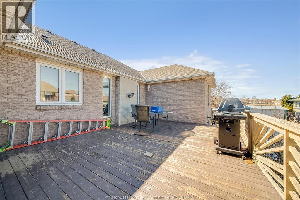 145 Ellison Street, Leamington, Ontario  N8H 5H9 - Photo 45 - 26005020