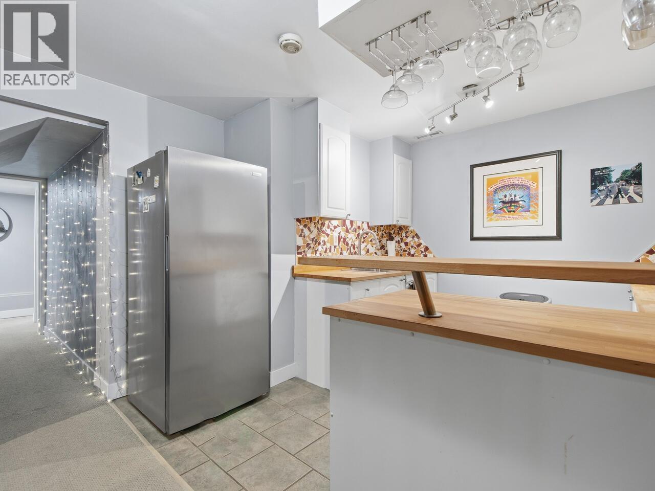 532 W 23 Street, North Vancouver, British Columbia  V7M 2B9 - Photo 14 - R3098903