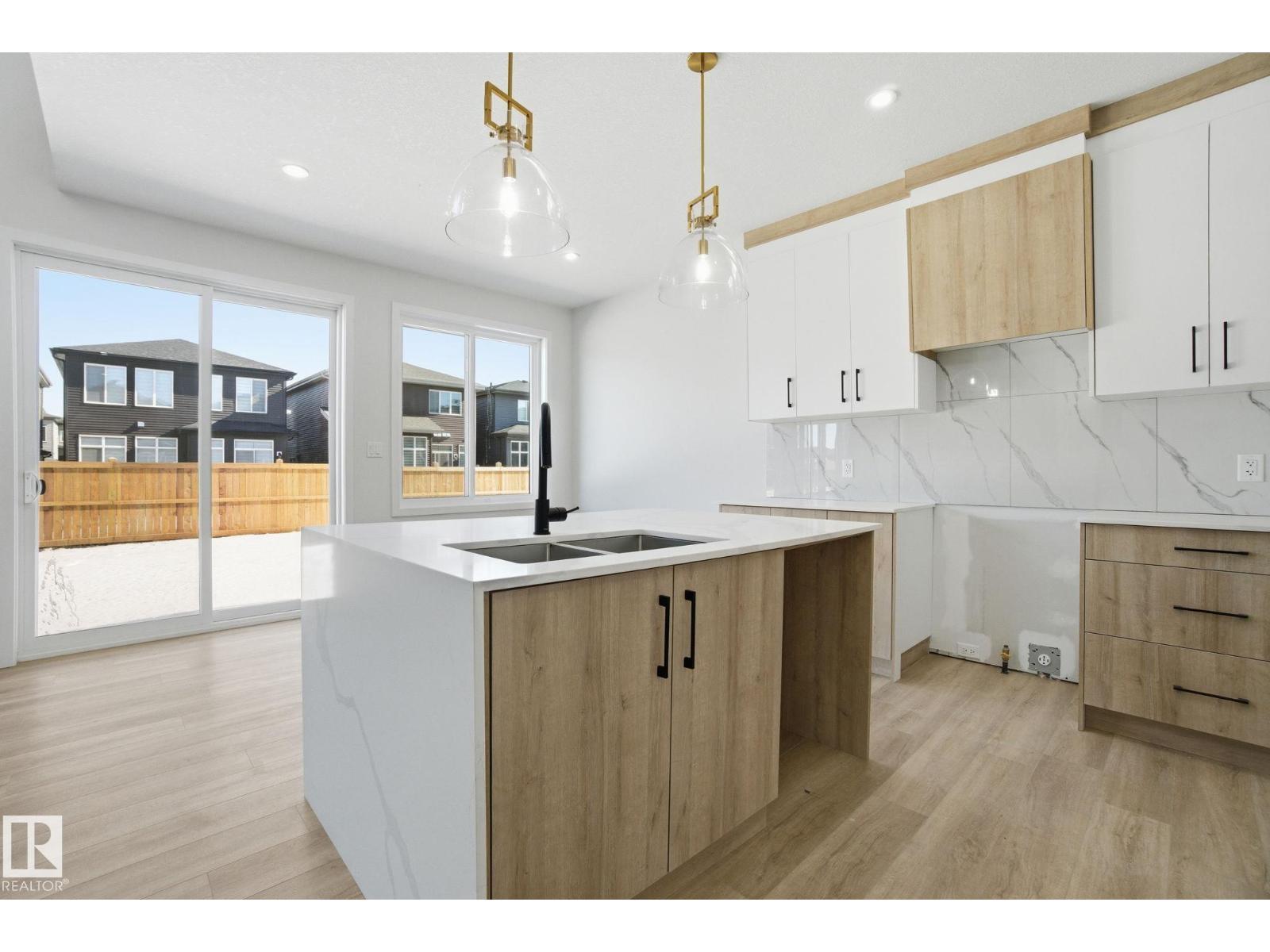 1527 Siskin Link Li Nw, Edmonton, Alberta  T5S 0T9 - Photo 5 - E4474760