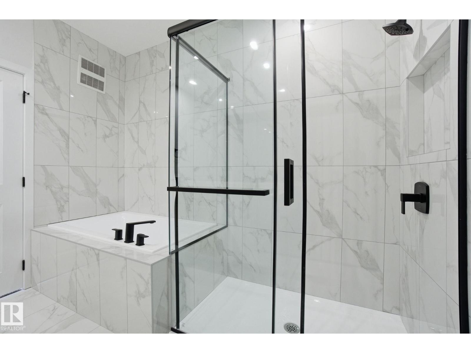 1527 Siskin Link Li Nw, Edmonton, Alberta  T5S 0T9 - Photo 34 - E4474760