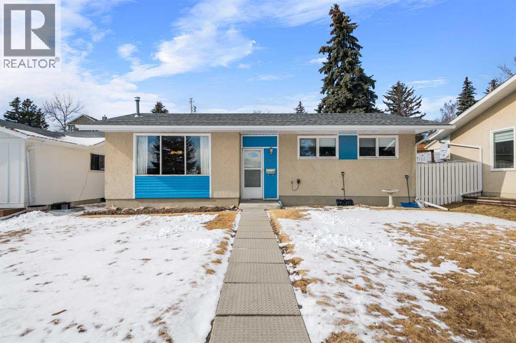 5039 Nemiskam Road Nw, Calgary, Alberta  T2K 2P8 - Photo 1 - A2291825