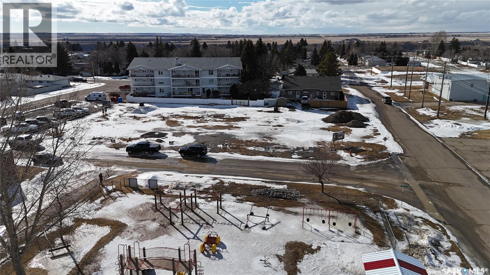 100-102 Thomson Street, Outlook, Saskatchewan  S0L 2N0 - Photo 14 - SK030222