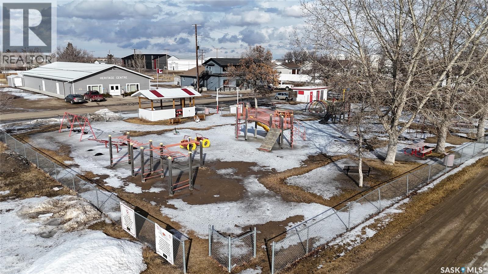 100-102 Thomson Street, Outlook, Saskatchewan  S0L 2N0 - Photo 15 - SK030222