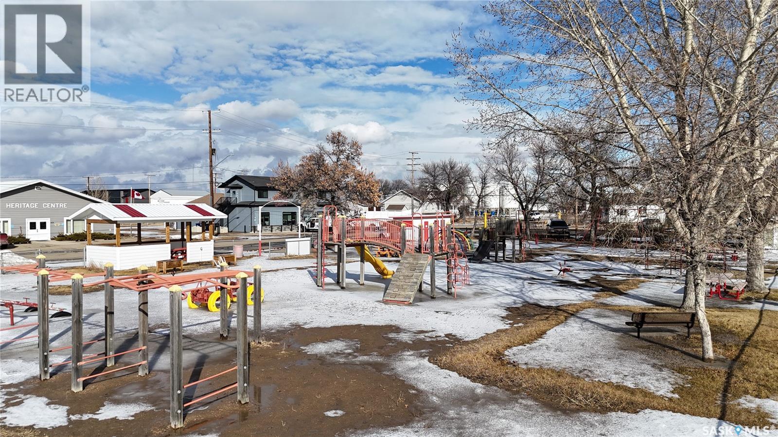 104-106 Thomson Street, Outlook, Saskatchewan  S0L 2N0 - Photo 16 - SK030220