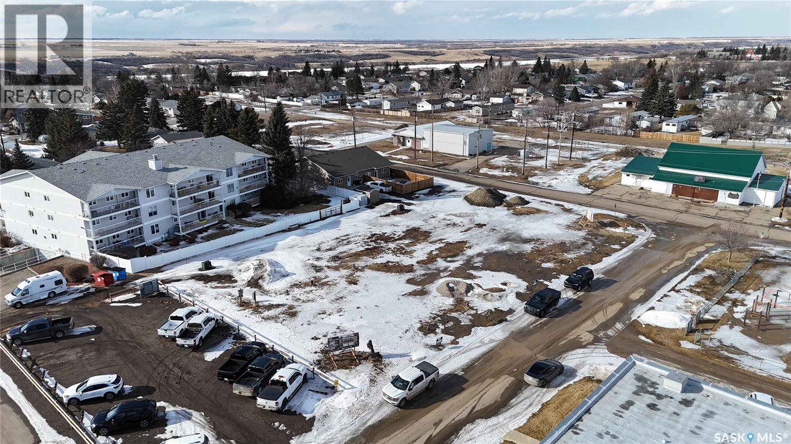 96-98 Thomson Street, Outlook, Saskatchewan  S0L 2N0 - Photo 5 - SK030216