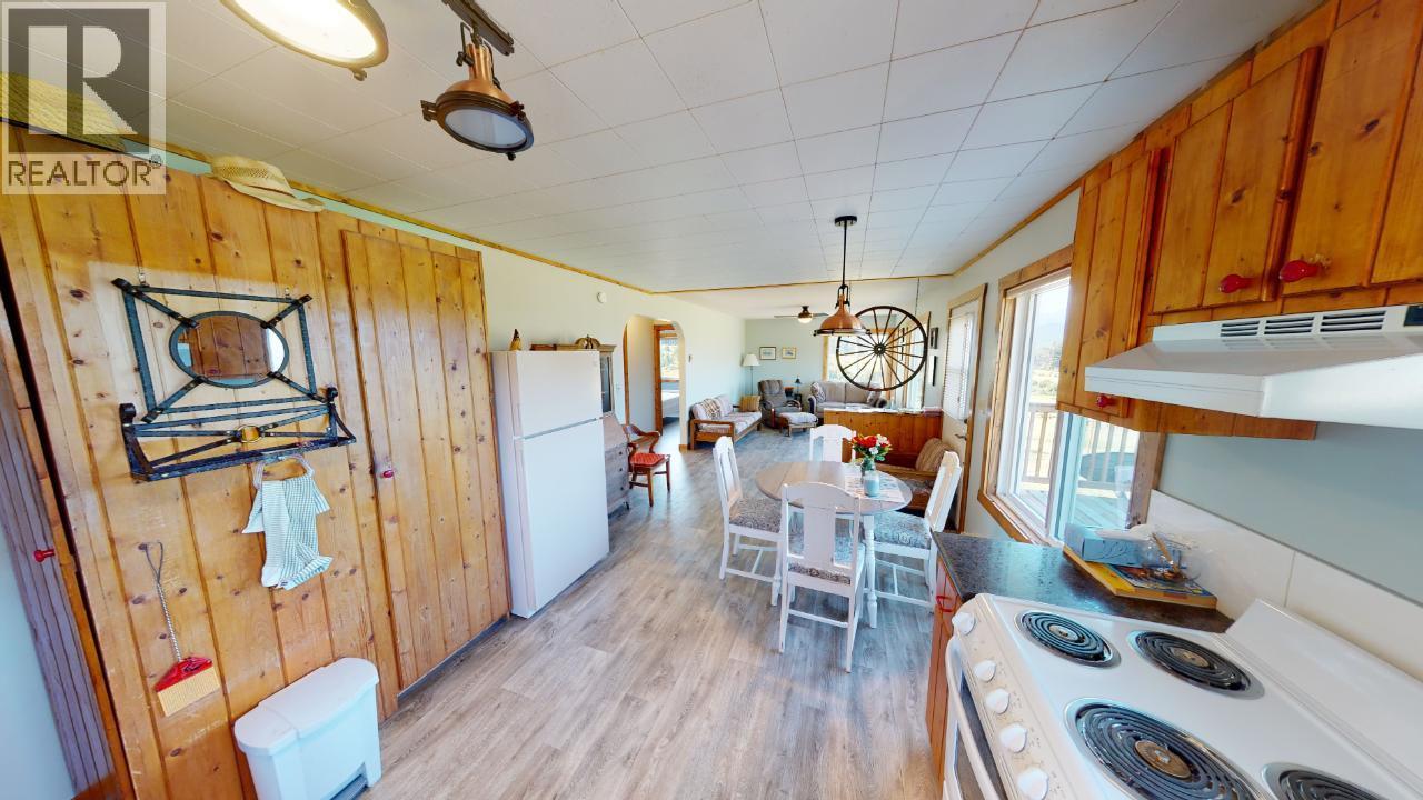 726 95 Highway, Spillimacheen, British Columbia  V0A 1M0 - Photo 27 - 10379083