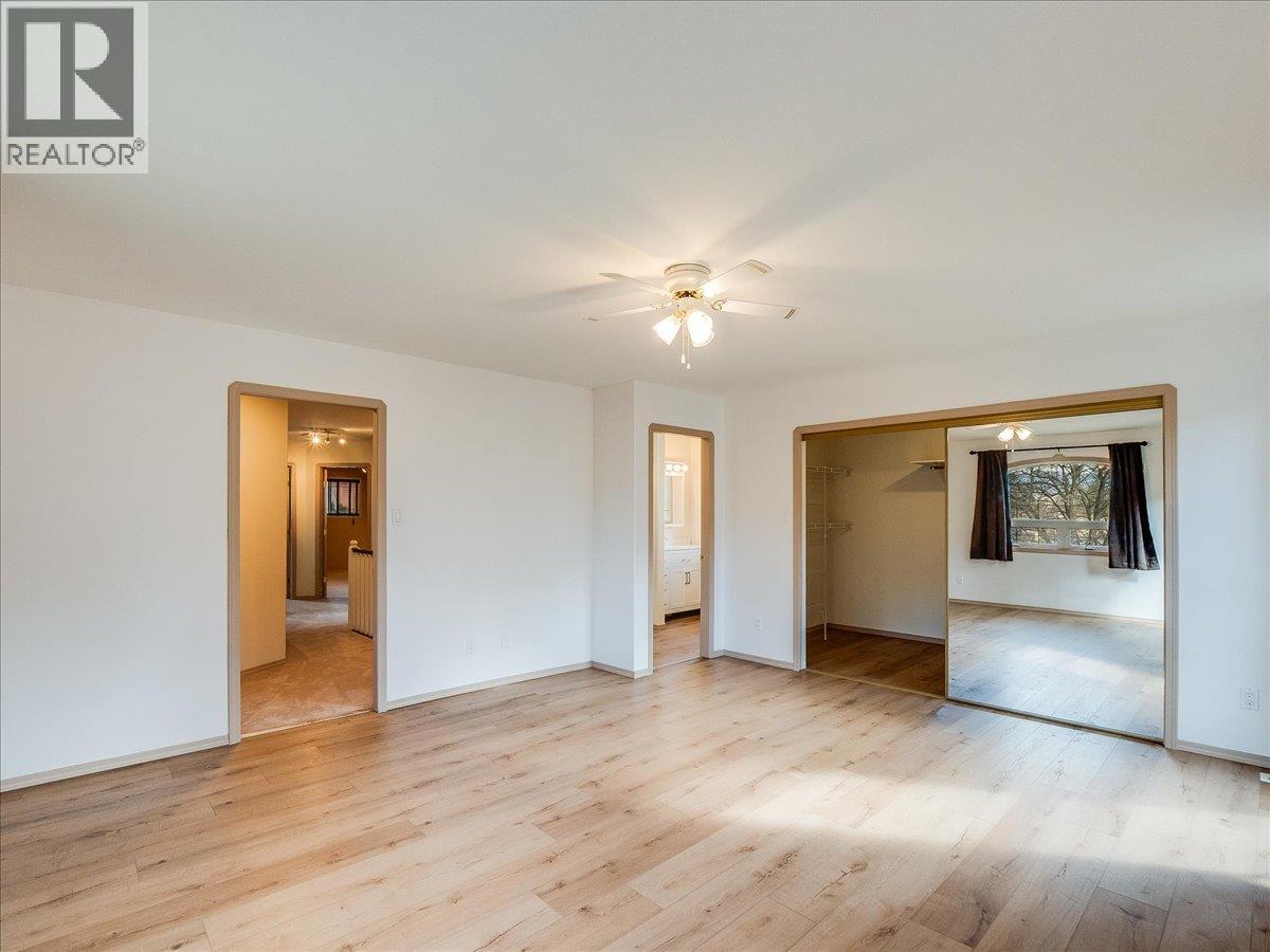 2007 Valleyview Drive, Trail, British Columbia  V1R 3B3 - Photo 18 - 10378704