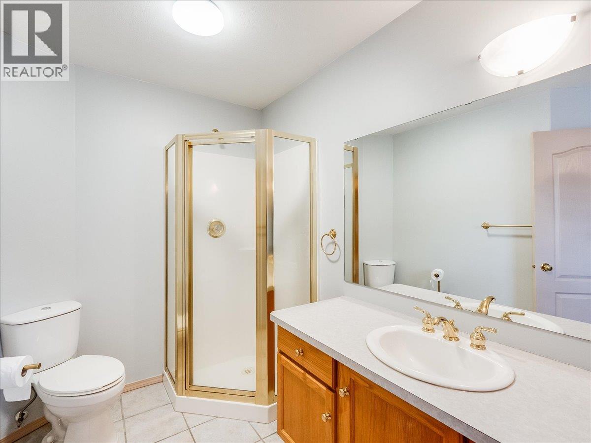 2007 Valleyview Drive, Trail, British Columbia  V1R 3B3 - Photo 32 - 10378704