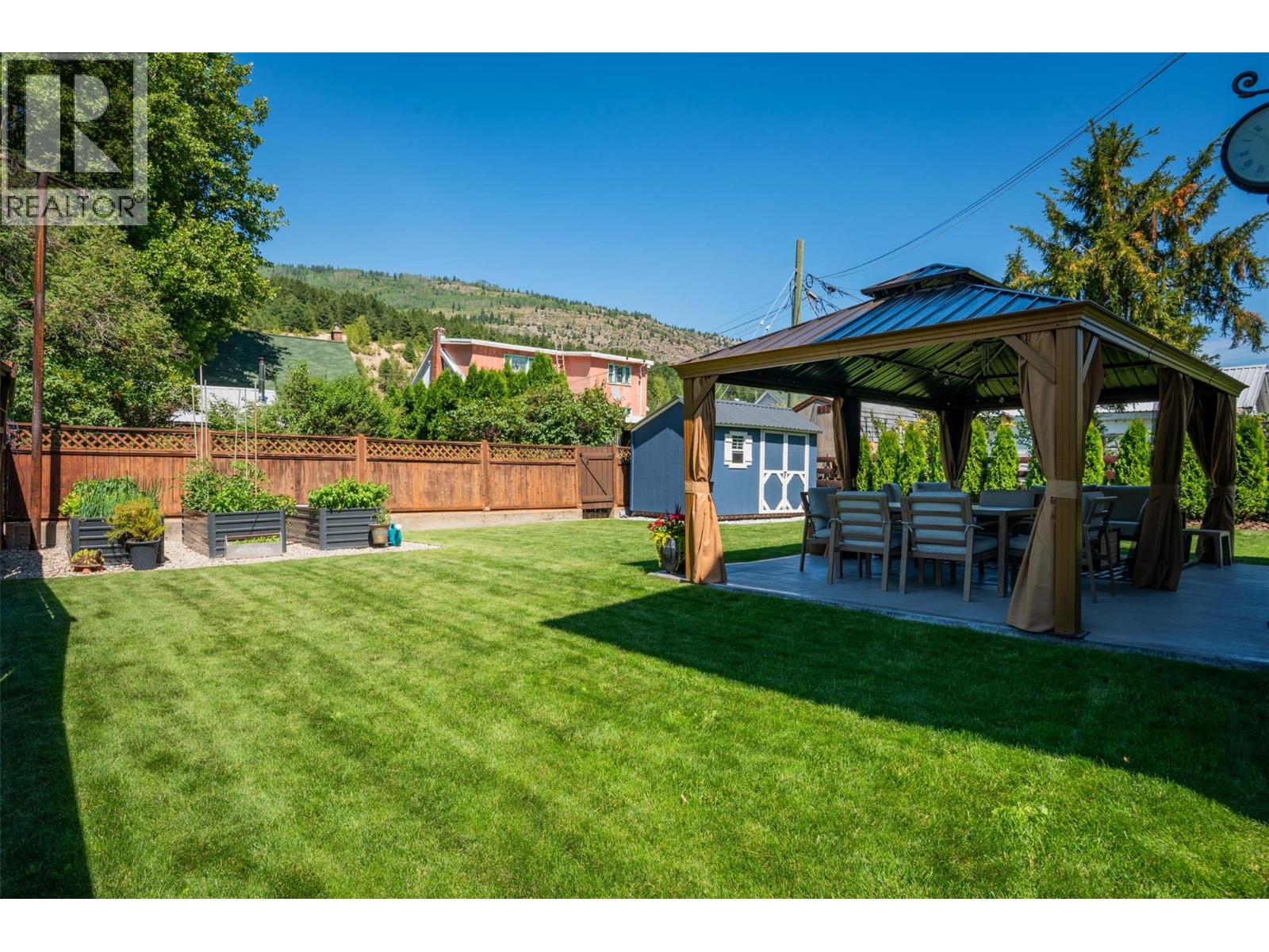 2007 Valleyview Drive, Trail, British Columbia  V1R 3B3 - Photo 42 - 10378704