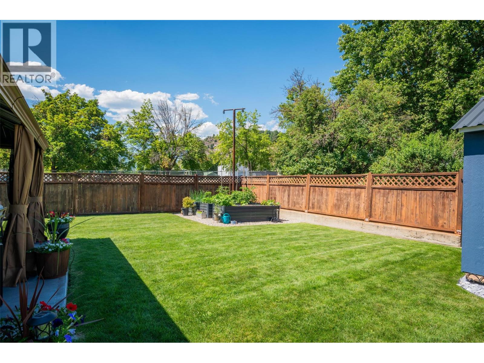 2007 Valleyview Drive, Trail, British Columbia  V1R 3B3 - Photo 44 - 10378704