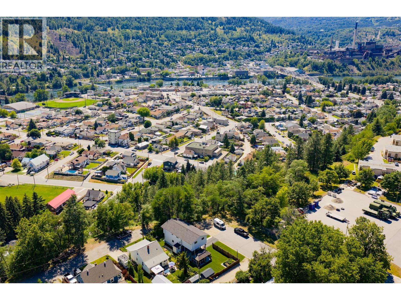 2007 Valleyview Drive, Trail, British Columbia  V1R 3B3 - Photo 58 - 10378704