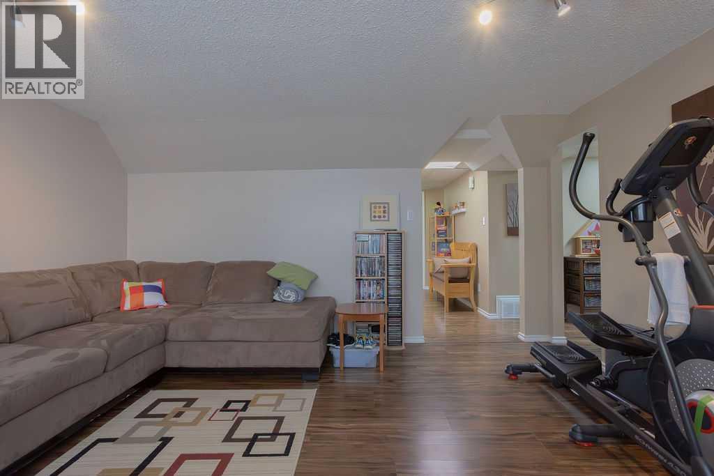 609 22 Street, Wainwright, Alberta  T9W 1J1 - Photo 32 - A2292258