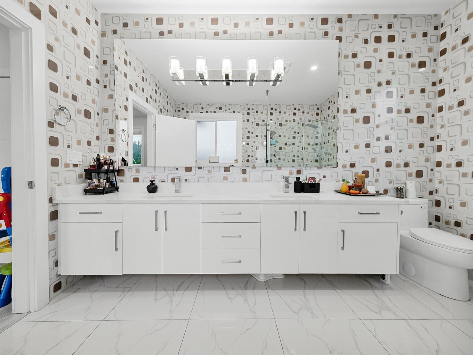 16158 96b Avenue, Surrey, British Columbia  V4N 5X2 - Photo 20 - R3076087