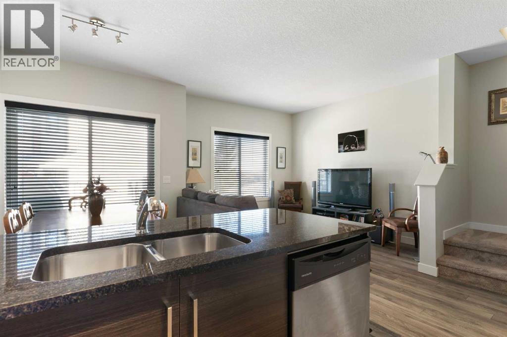 1403 Jumping Pound Common, Cochrane, Alberta  T4C 2L1 - Photo 10 - A2285401